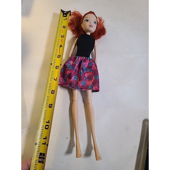 2012 Viacom & Rainbow Winx Club Fashion Fairy Doll Red Hair Sparkling Eye Makeup - Picture 4 of 5